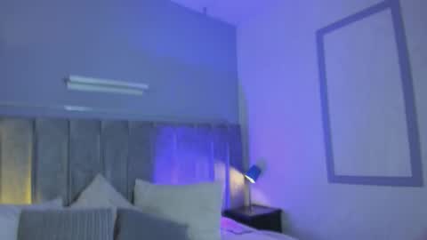 peytonn_monroe online show from 10.29.25