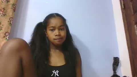 Snapshot of phania185885 chatting on 03.21.26 phania185885 online show from 03.21.26