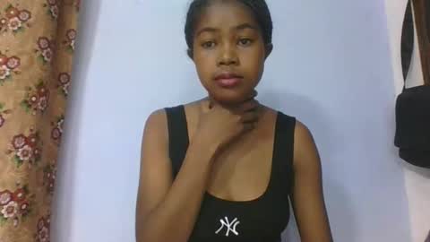 Snapshot of phania185885 chatting on 04.13.26 phania185885 online show from 04.13.26