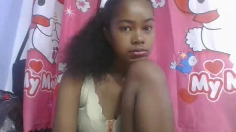 Snapshot of phania185885 chatting on 04.16.26 phania185885 online show from 04.16.26