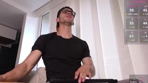 phantom_bigger1 online show from 09.14.25