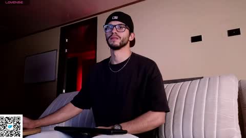 phantom_bigger1 online show from 04.06.26