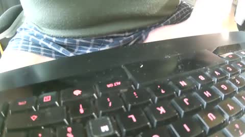 Snapshot of philache04 chatting on 01.08.25 Gabu online show from 01.08.25