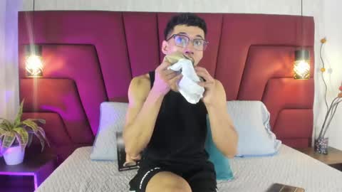 Milo online show from 05.21.26