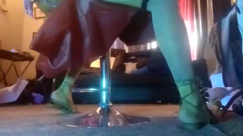 Snapshot of phillipdee chatting on 02.20.26 phillipdee online show from 02.20.26