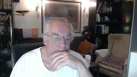 Snapshot of philoumis2 chatting on 01.07.25 Philippe online show from 01.07.25