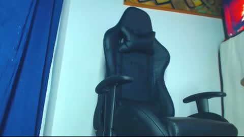 Snapshot of phlilloyhighclouds chatting on 02.28.26 phlilloyhighclouds online show from 02.28.26