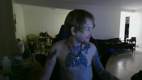 Snapshot of phrostdd chatting on 11.11.25 FrankenDaddy online show from 11.11.25