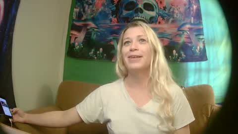 Snapshot of phulaen chatting on 01.22.25 Phulaen online show from 01.22.25