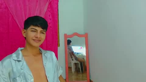 Snapshot of phuwin_bj chatting on 05.09.26 phuwin online show from 05.09.26