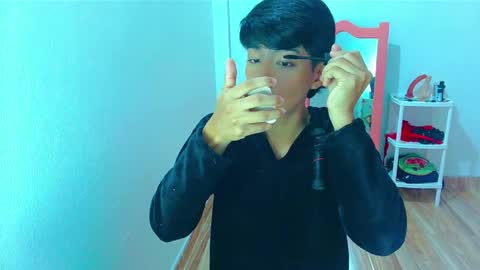 Snapshot of phuwin_bj chatting on 05.29.26 phuwin online show from 05.29.26