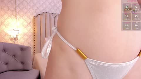 Snapshot of pia_johnson_ chatting on 09.13.25 online show from 09.13.25