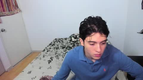 picaszomilos350 online show from 03.01.26