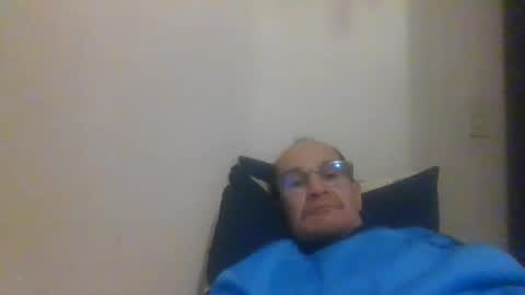 Snapshot of pichoun71 chatting on 01.10.25 pichoun71 online show from 01.10.25