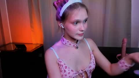 Adeline online show from 06.11.26