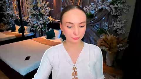 Emelie online show from 03.05.25