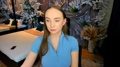 Emelie online show from 03.07.25