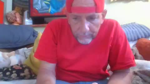 Snapshot of pierce702420 chatting on 04.22.26 pierce702420 online show from 04.22.26