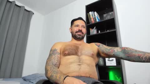 Pierre online show from 02.05.25