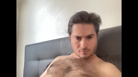 Snapshot of pierrot462900 chatting on 10.18.25 pierrot462900 online show from 10.18.25