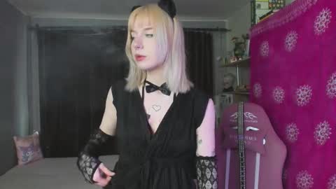 Snapshot of piginnya chatting on 09.20.25 piginnya online show from 09.20.25