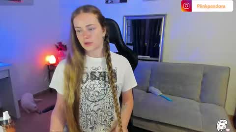 PiinkPandora online show from 09.14.25