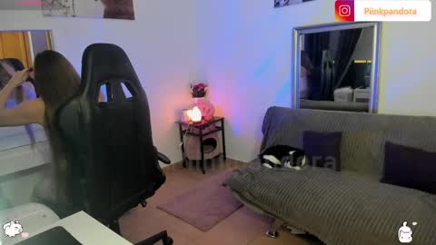 PiinkPandora online show from 04.05.26