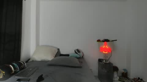 pikoro_gomez online show from 04.06.26