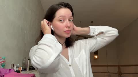 Snapshot of pileacadieri__ chatting on 01.30.25 Trisha online show from 01.30.25