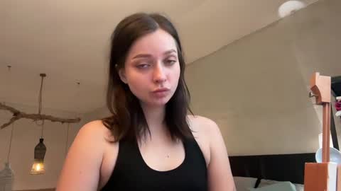 Snapshot of pileacadieri__ chatting on 02.03.25 Trisha online show from 02.03.25