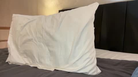 Snapshot of pileacadieri__ chatting on 03.01.25 Trisha online show from 03.01.25