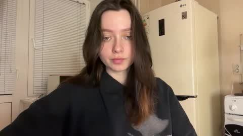 Snapshot of pileacadieri__ chatting on 09.22.25 Trisha online show from 09.22.25