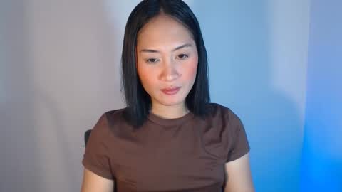 Snapshot of pinay_franca chatting on 11.27.25 Ur sexyfranca online show from 11.27.25