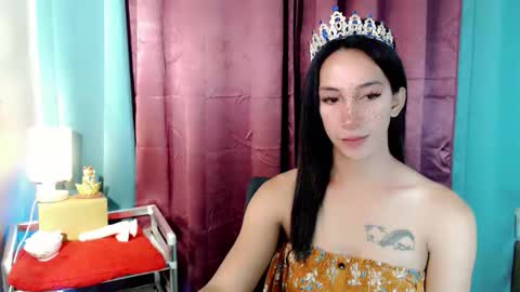 lucyLove online show from 05.12.26