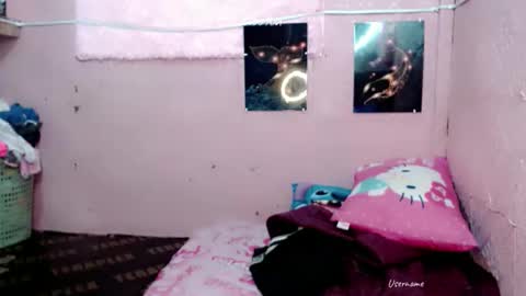 Snapshot of pinay_romancee chatting on 02.15.26 pinay_romancee online show from 02.15.26