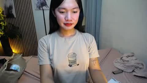 Snapshot of pinay_shenna chatting on 11.02.25 Shenna online show from 11.02.25