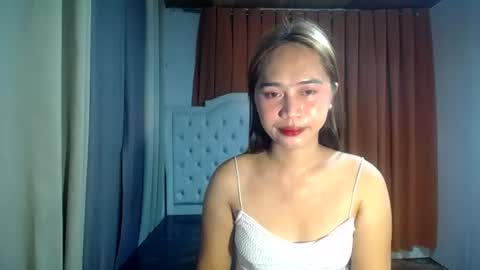Snapshot of pinay_yahsy chatting on 06.20.26 pinay_yahsy online show from 06.20.26