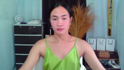 Snapshot of pinaycutie_jilian chatting on 10.07.25 jilian online show from 10.07.25