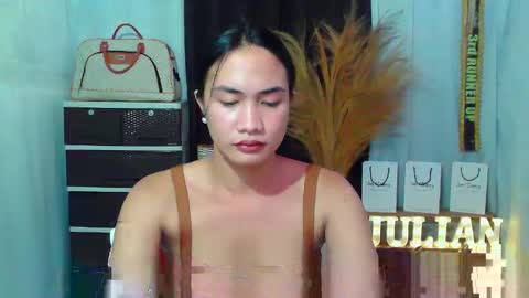 Snapshot of pinaycutie_jilian chatting on 10.10.25 jilian online show from 10.10.25