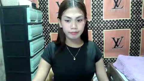 pinayloving_bella online show from 03.28.26