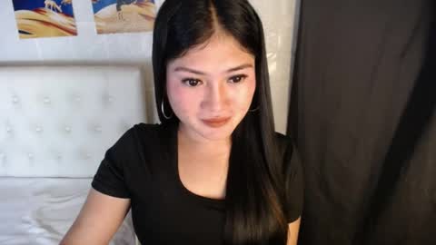 Snapshot of pinaymelanie chatting on 06.19.26 pinaymelanie online show from 06.19.26