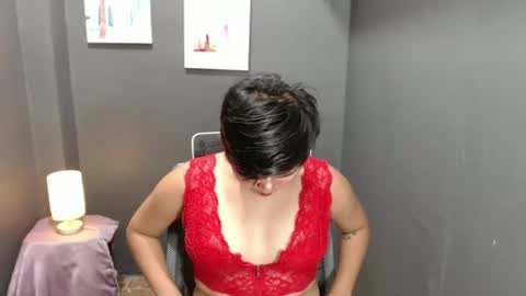 Lyn the Lesbian online show from 01.30.25