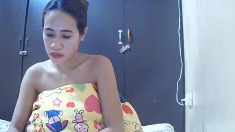 Snapshot of pinaysweet_couple chatting on 07.28.26 pinaysweet_couple online show from 07.28.26