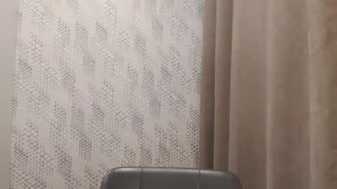       online show from 02.03.25