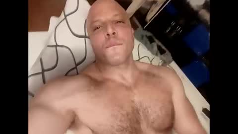 pineapplemarco online show from 04.20.26