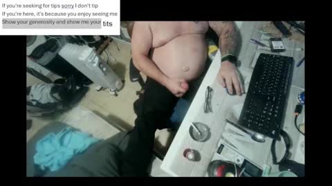 pini_z online show from 12.31.24