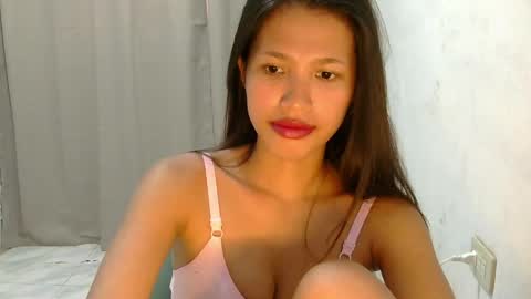 pink_bubbles011 online show from 05.29.26