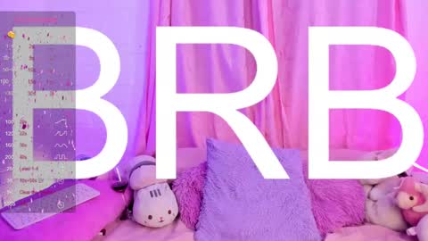 Snapshot of pink_quarz chatting on 02.15.25 KELLY online show from 02.15.25