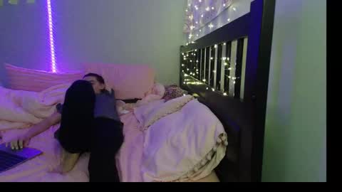 Snapshot of pink_tv chatting on 10.09.25 pink_tv online show from 10.09.25