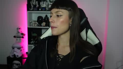 Emily online show from 04.18.26